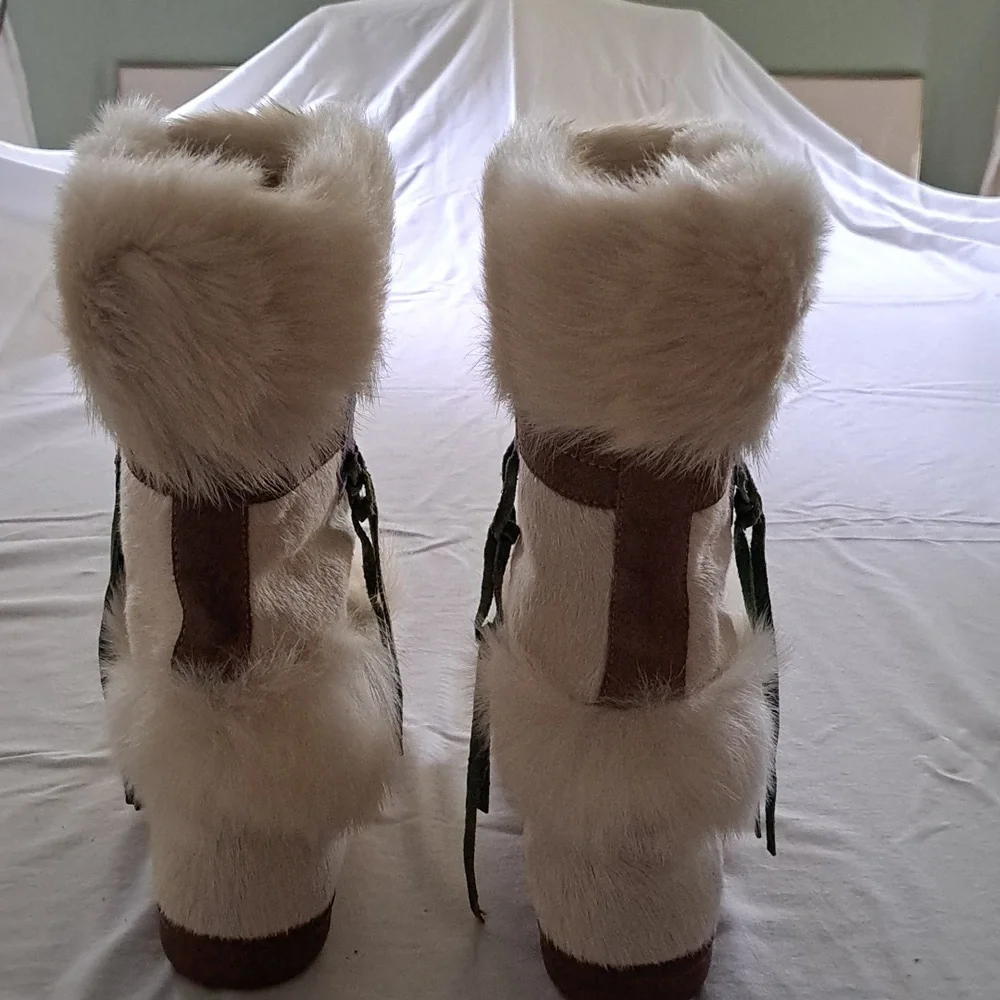 Dalbello Women's Goat Hair Boots in white - Picture 4 of 13